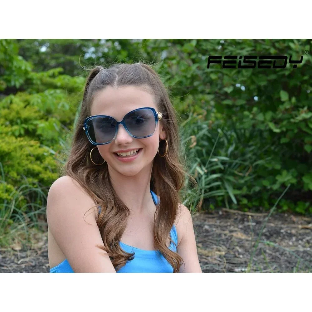 Women's Fashion Square Sunglasses Blue Frame Pearl Sparkling Eyes Protection